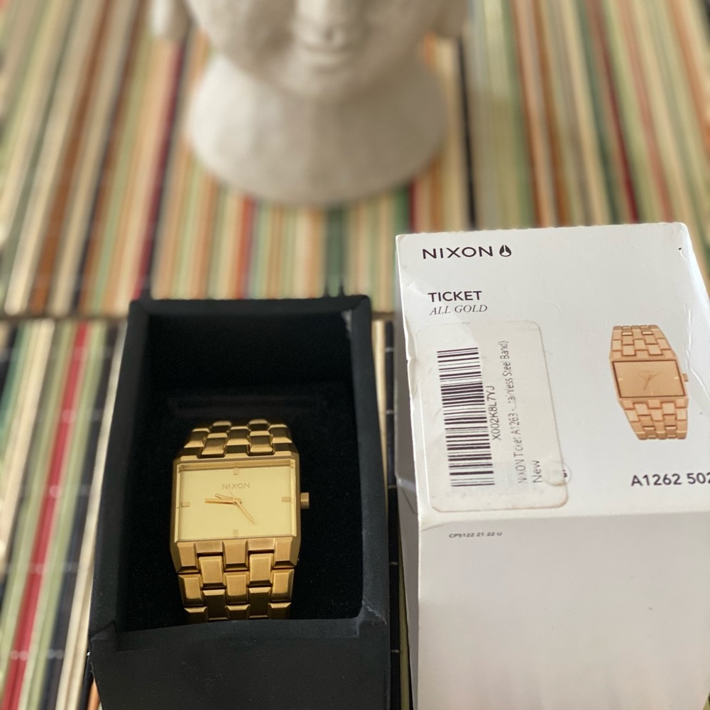 Nixon Watch